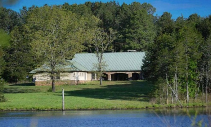 Cecil Other | Foothills Lodge at Lost Trails