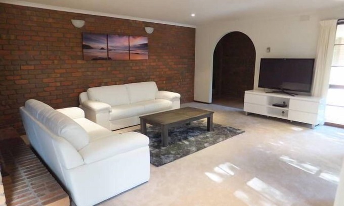 Tootgarook House | Foreshore Oasis - 300m to front beach