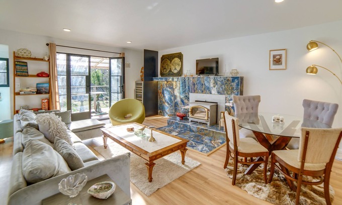 Cleone Apartment | Fort Bragg Getaway Near MacKerricher State Park!