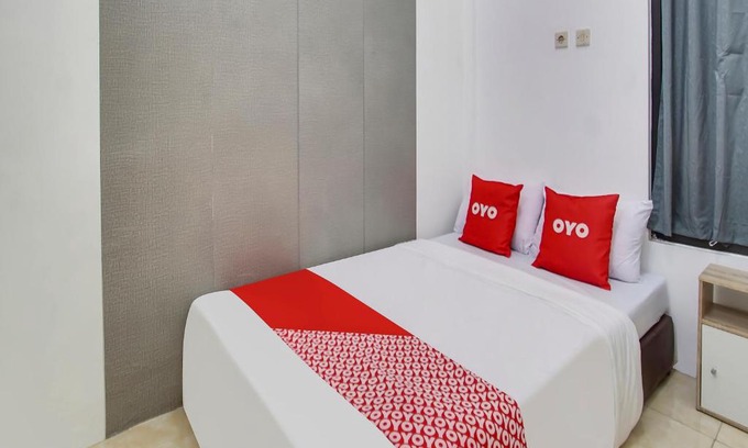 Dinoyo Hotel | Forzando House Redpartner near Universitas Muhammadiyah Malang