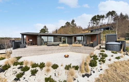 Knebel House | Four-Bedroom Holiday Home In Knebel