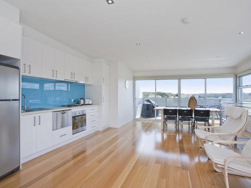 Anglesea Apartment | Four Kings 3