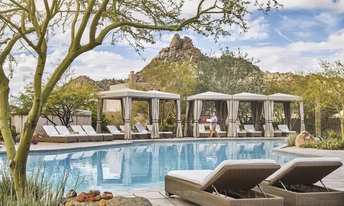 Troon North Resort | FOUR SEASONS CLUB, TROON NORTH+ FOUR SEASONS AMENITIES, 2-BEDROOM RESIDENCE