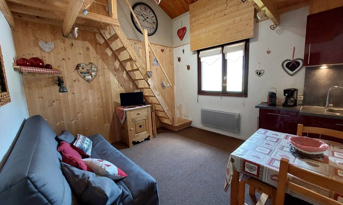 Autrans-Meaudre-en-Vercors Apartment | Charming mountain studio - 3 ppl, parking, at the foot of the slopes