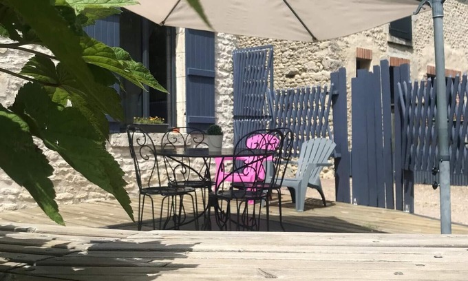 La Chapelle-Saint-Martin-en-Plaine House | Homerez - House for 4 ppl. with garden at La Chapelle-Saint-Martin-en-Plaine