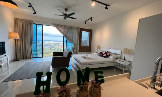 Shah Alam Apartment | Francesco Suite - Trefoil Setia Alam-Near Setia City Mall & Setia Convention Centre