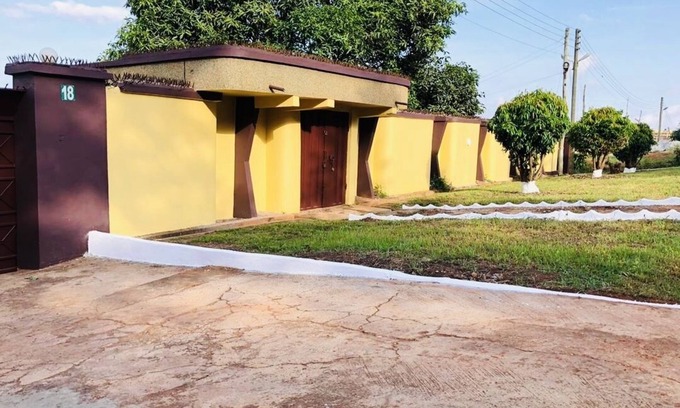 Kumasi House | 🌟🧡FREE AIRPORT/BUS TERMINAL TRANSPORTATION