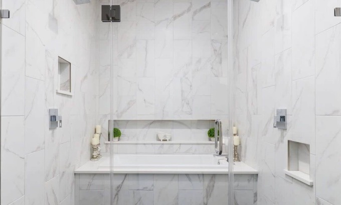 Barton Hills House | Free Parking, 3br, Piano | The Watson - Portoro