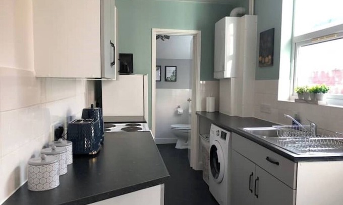 Coventry House | Free Parking | Free Wi-fi | City Centre