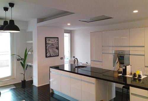 Baranzate Apartment | FrenzHouse - Terraced Apartment close to Rho Fiera and San Siro