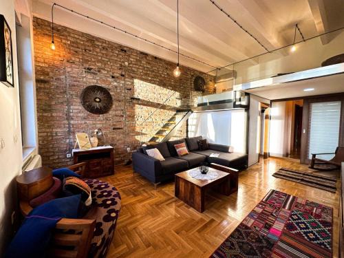 Savamala Apartment | Friends Loft with Terrace & River View Old Town