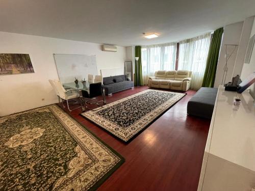 Old Town Apartment | Friesenwall Apartments