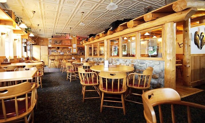 Mendenhall Valley Hotel | Frontier Suites Hotel in Juneau