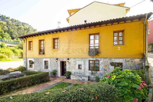 Llanes House | Fuente Buelna By Silastur