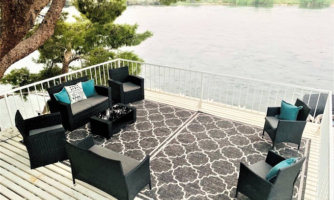 Bullhead City House | Full kitchen remodel & much more @ IT'S FIVE O' CLOCK SOMEWHERE!
