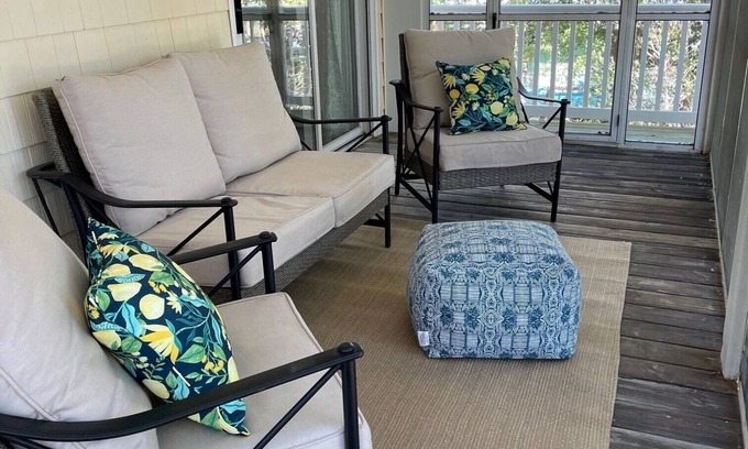 Emerald Isle House | Fully remodeled 3 Bd & 3 bath with game room on ocean side!