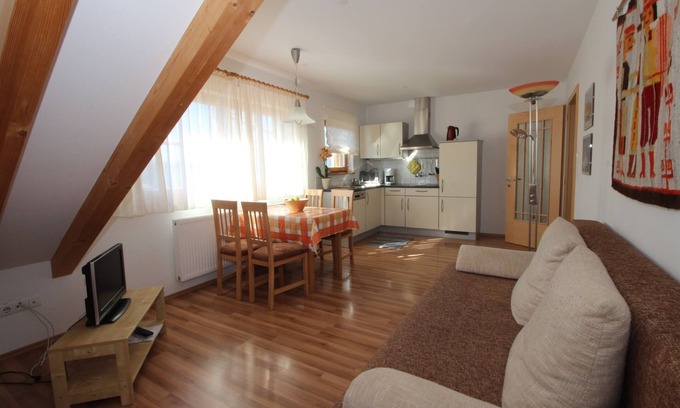 Brunico Apartment | FW "stadtblick" Beim Gutshaus Im Winkl