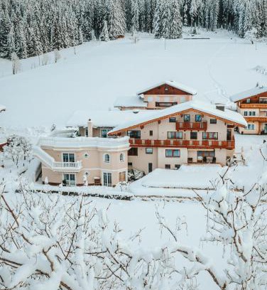 Sankt Martin am Tennengebirge House | Gästehaus Eder