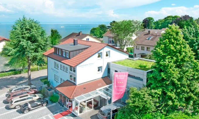 Staad House | Gästehaus Holzer