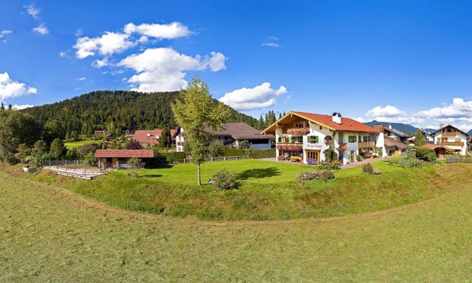 Wallgau Apartment | Gästehaus Oberland