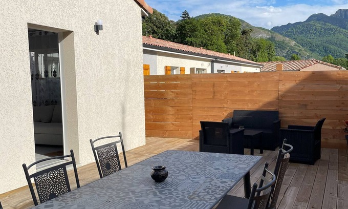 Chaum House | Gîte à la Montagne Avec Jardin Privée Clos