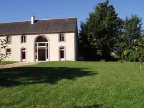 Ouzouer-sur-Trezee House | Gîte calme en forêt, proche Gien, 3 chambres et 2 salles d'eau - FR-1-590-555