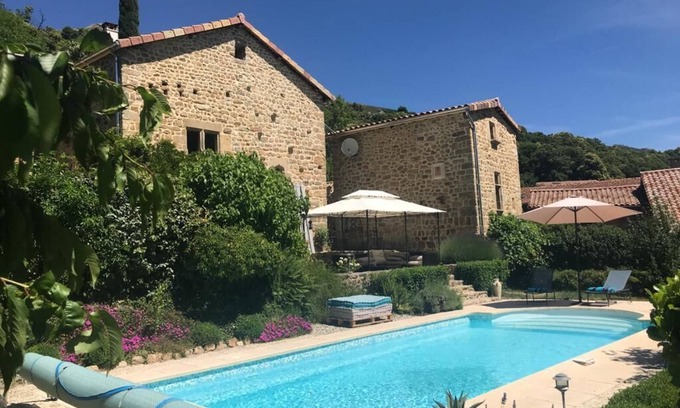 Juvinas Cottage | Gîte de charme - The 16th-century Mas L'Essenchaou