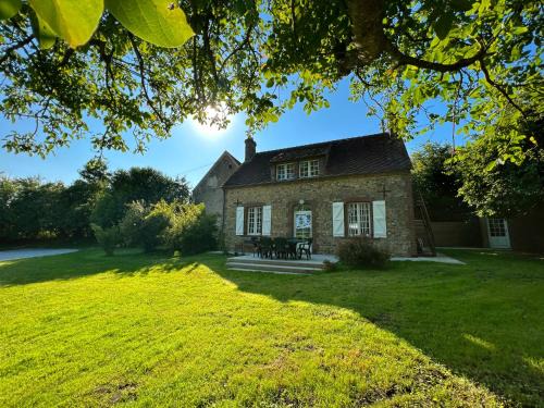 Saint-Ouen-de-Secherouvre House | gîte de la Mouchonniere