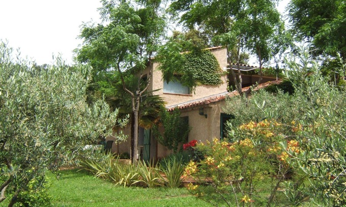 Cotignac Cottage | Gîte de la Radassière