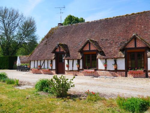 Ligny-le-Ribault House | Gîte en Sologne avec Étang Privé, Pêche et Proximité des Châteaux de la Loire - FR-1-590-39