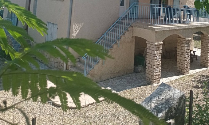 Bourg-Saint-Andeol House | Gîte Le Clomencie