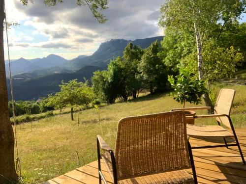 Piegros-la-Clastre House | Gîtes du Puyjovent - Côté Vallée - à 15 minutes de Crest, vue panoramique, calme