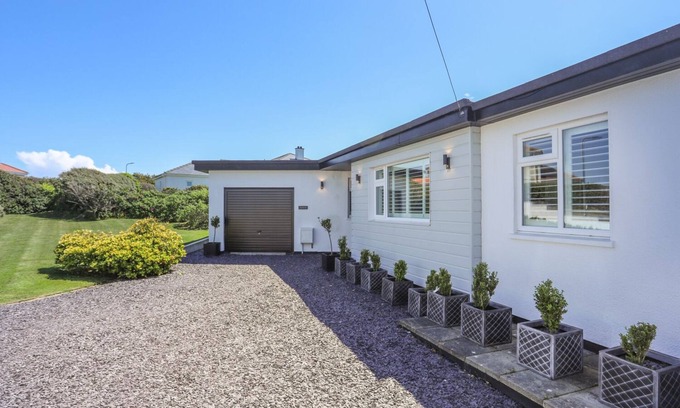 Trearddur Bay Cottage | GADLYS, family friendly, luxury holiday cottage in Trearddur Bay