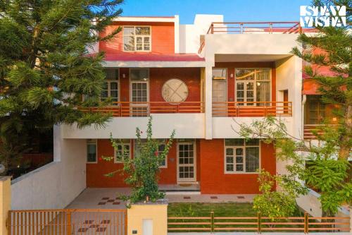 Rishikesh Villa | Ganga's Jewel - Breakfast Included at Rishikesh by StayVista