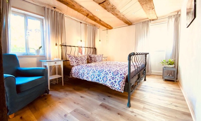 Nehren Apartment | Ganze Wohnung - Erdgeschoss - sehr ruhig - Hundefreundlich - Regendusche - Bodenheizung - Küche - easy Check-in mit Schlüsselbox