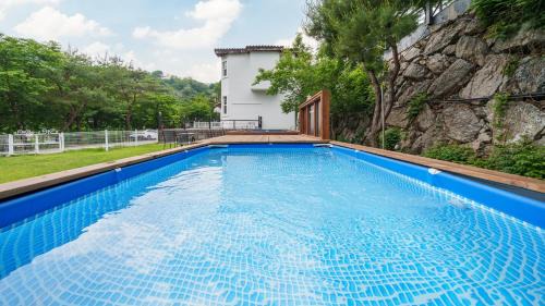 Gapyeong House | Gapyeong Daengdaengi Dog Pension Silver