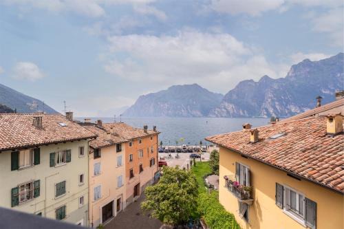 Torbole sul Garda Bed & Breakfast | GARDA LIVING APARTMENTS Torbole