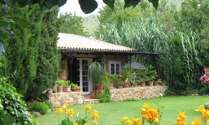 Valldemossa Cottage | Garden studio in lovely groundsnGnGarden Studio in magical settingnnnnn