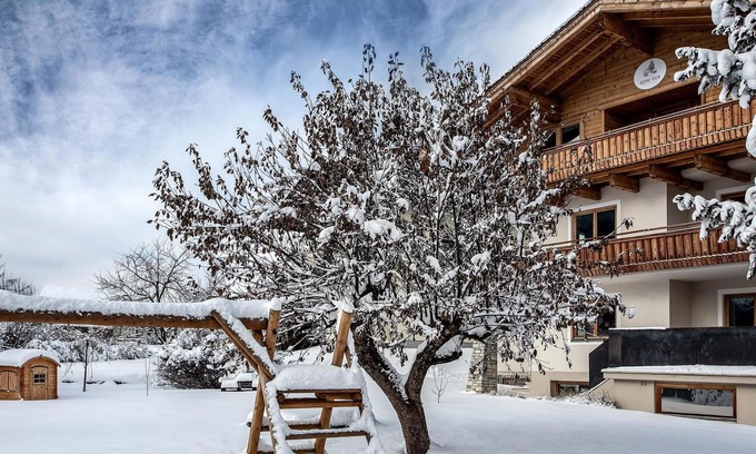 Niedernsill Apartment | Garden View - Alpine View Apartements Austria