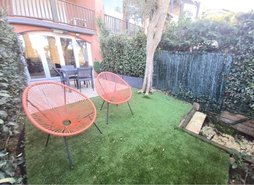 Gassin Apartment | GASBRU - Golfe de St-Tropez - Rez de jardin T2 cabine avec accès plage piscine et tennis