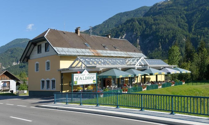 Dellach im Drautal Hotel | Gasthof Waldhof