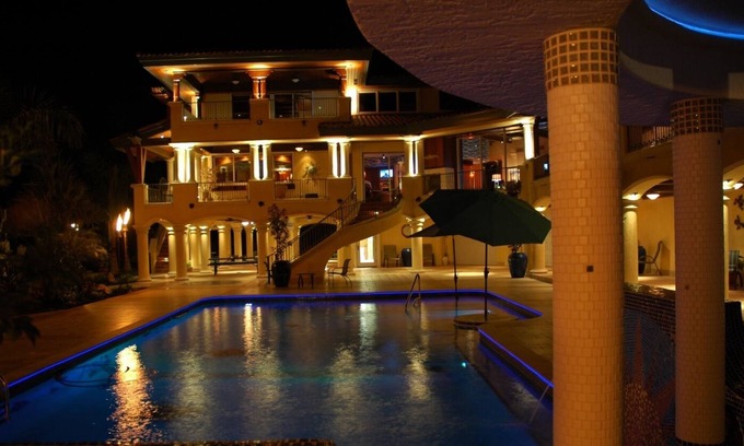 Tavernier Villa | GATED LUXURY ESTATE INCLUDES 5 STAR CHEF ON 2 ACRES PRIVATE WHITE SAND BEACH