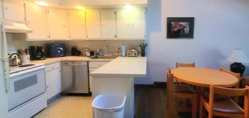 Rockville Centre House | Gateway Condo A25