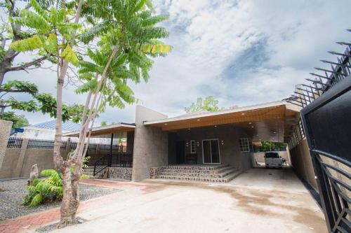 Dumaguete Villa | GAVs Abode