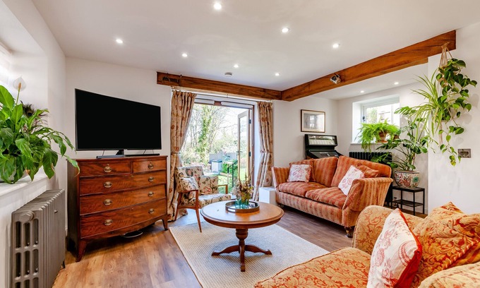 Sandwich House | Gazen View Cottage - Three Bedroom House, Sleeps 6