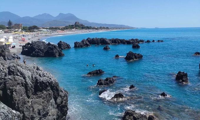 Scalea Apartment | Gemütliche 2,5 Zimmer Apartment, 5 Gehminuten vom Strand Entfernt