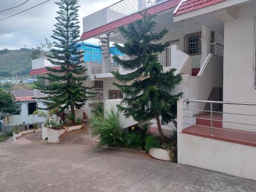 Ooty Bed & Breakfast | GEM Stays