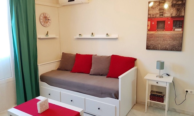 Perchel Norte House | GENUAR APARTMENTS MALAGA CENTER