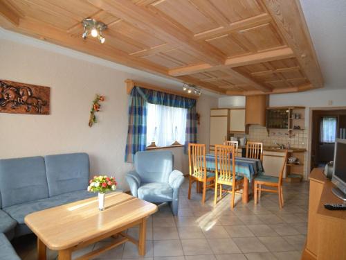 Stocking Apartment | Geräumige Ferienwohnung in Stocking in Waldnähe
