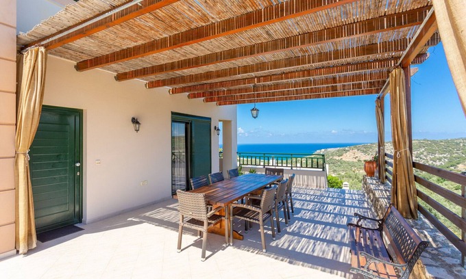 Gerani Villa | Gerani panorama villa ,private pool,near taverns